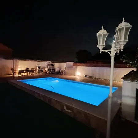 Tranquila Con Acceso A Barbacoa Y Piscina *
